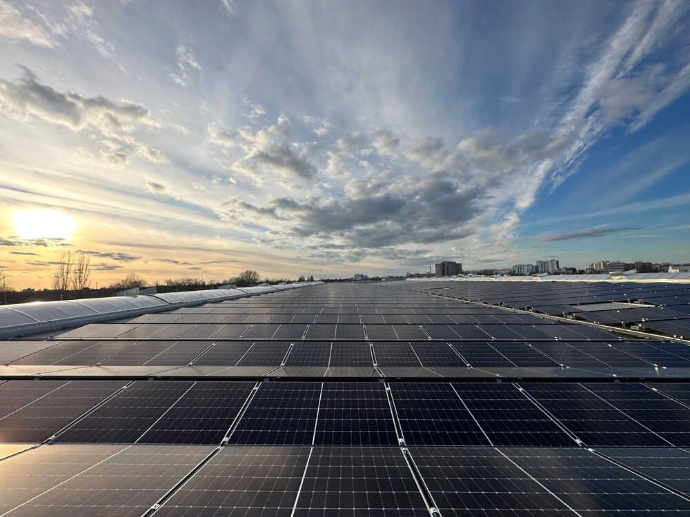 Çatı fotovoltaik tesisi Berlin'deki en büyüklerden biri olacak